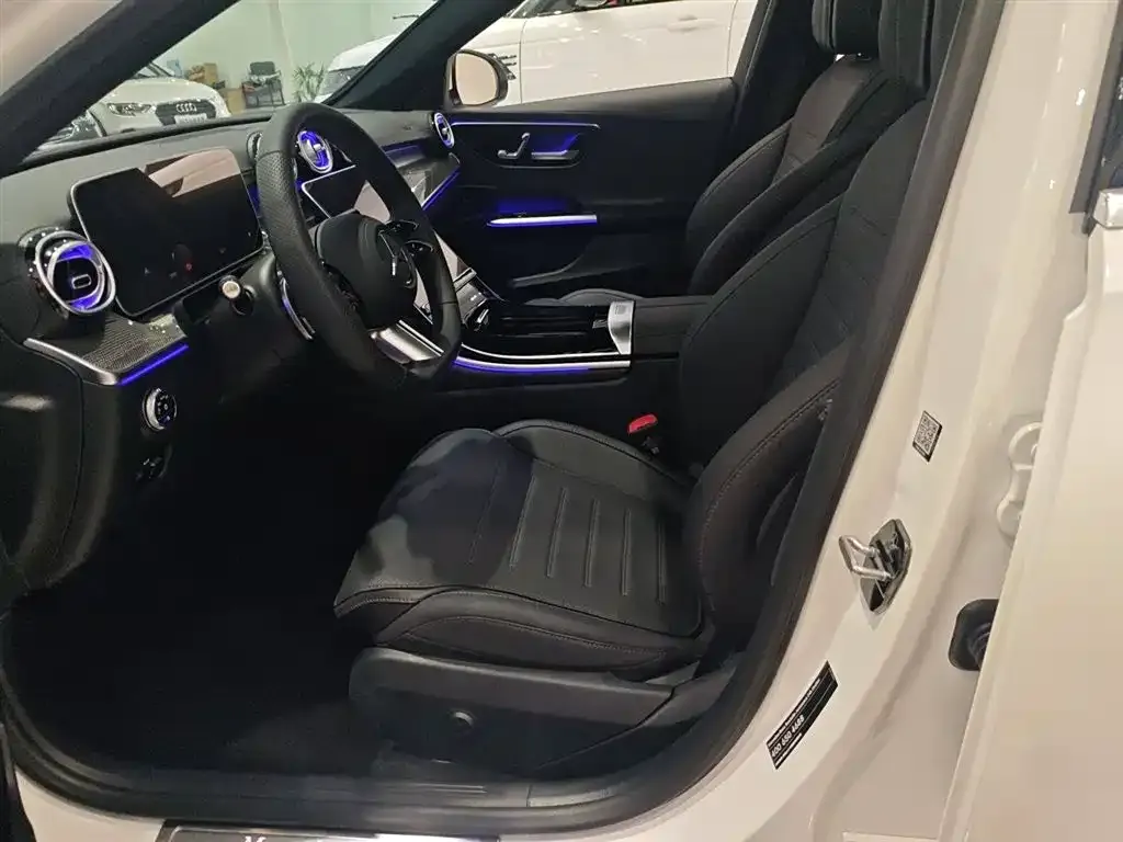 Mercedes-Benz C-Class 2024 из CN, фото 8