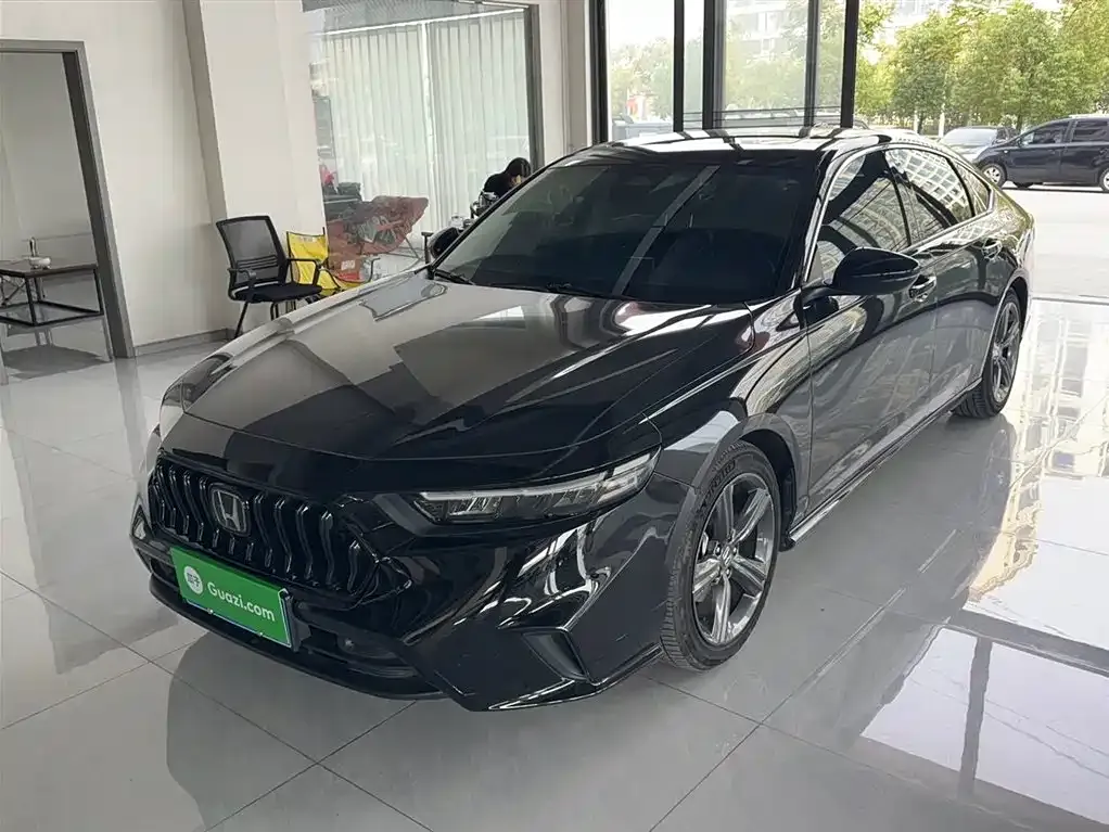 Honda Inspire 2023 из CN, фото 2