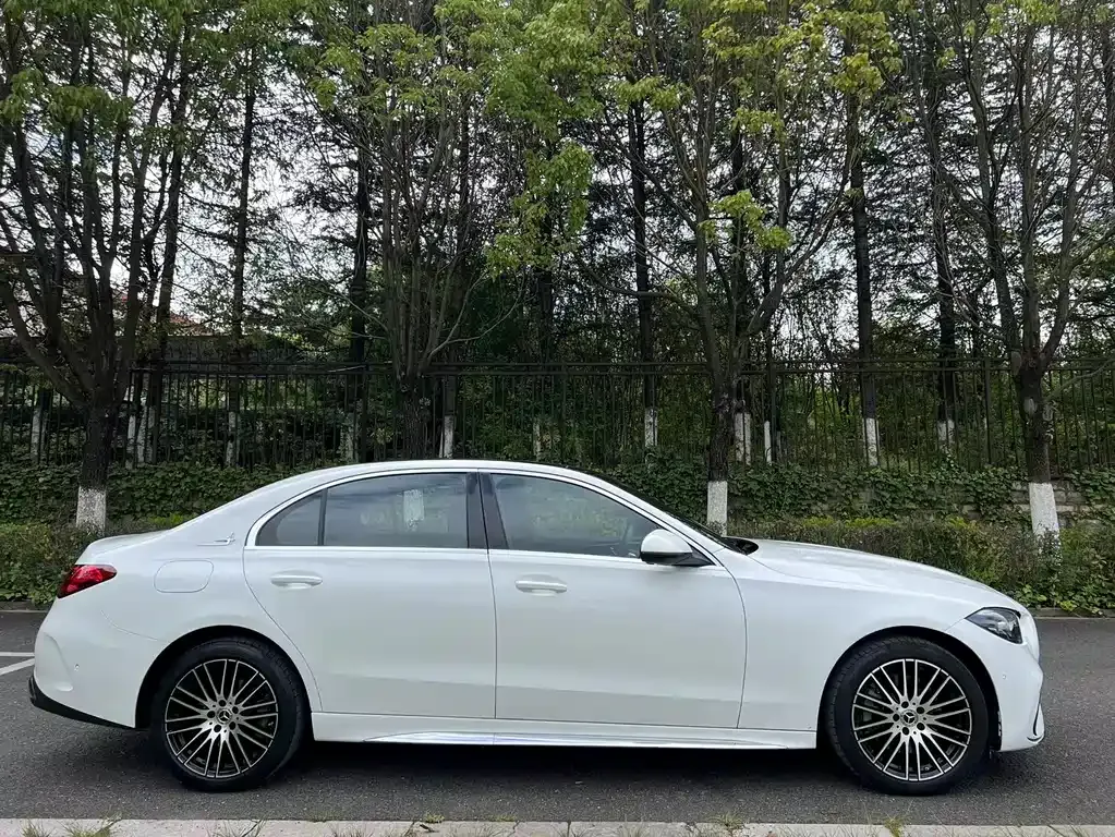 Mercedes-Benz C-Class 2024 из CN, фото 8