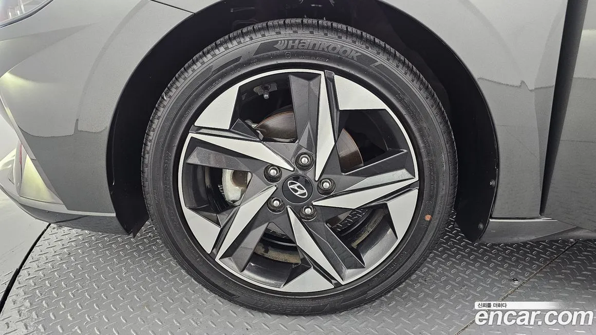 Hyundai AVANTE — фото 5