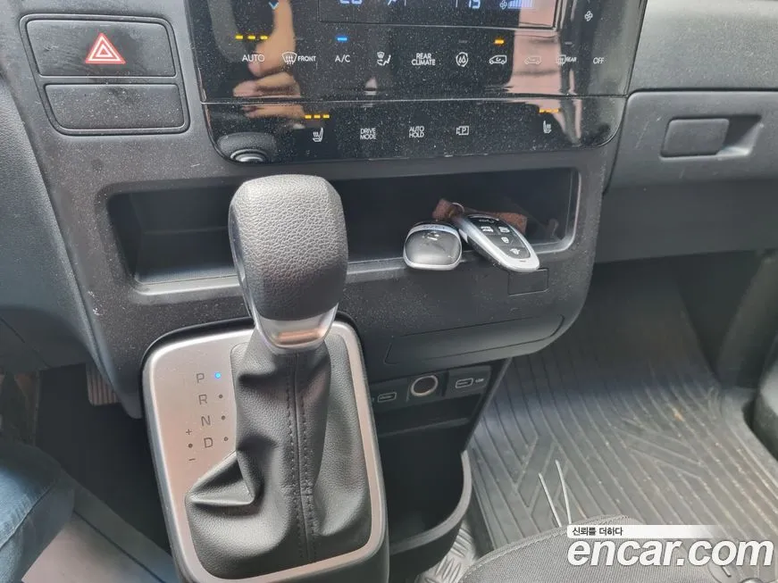 Hyundai Staria 2023 из KR, фото 8