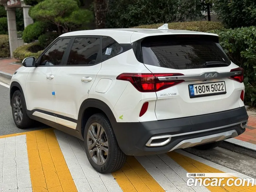Kia Seltos 2023 из KR, фото 4