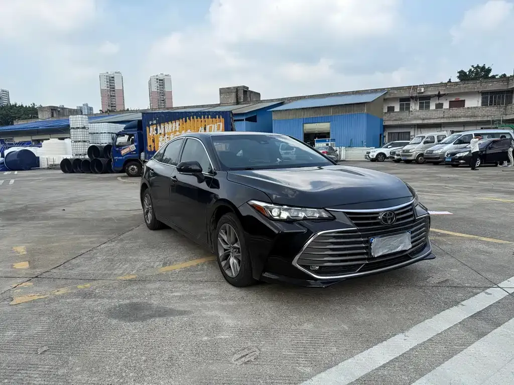 Toyota Avalon 2021 из CN, фото 2