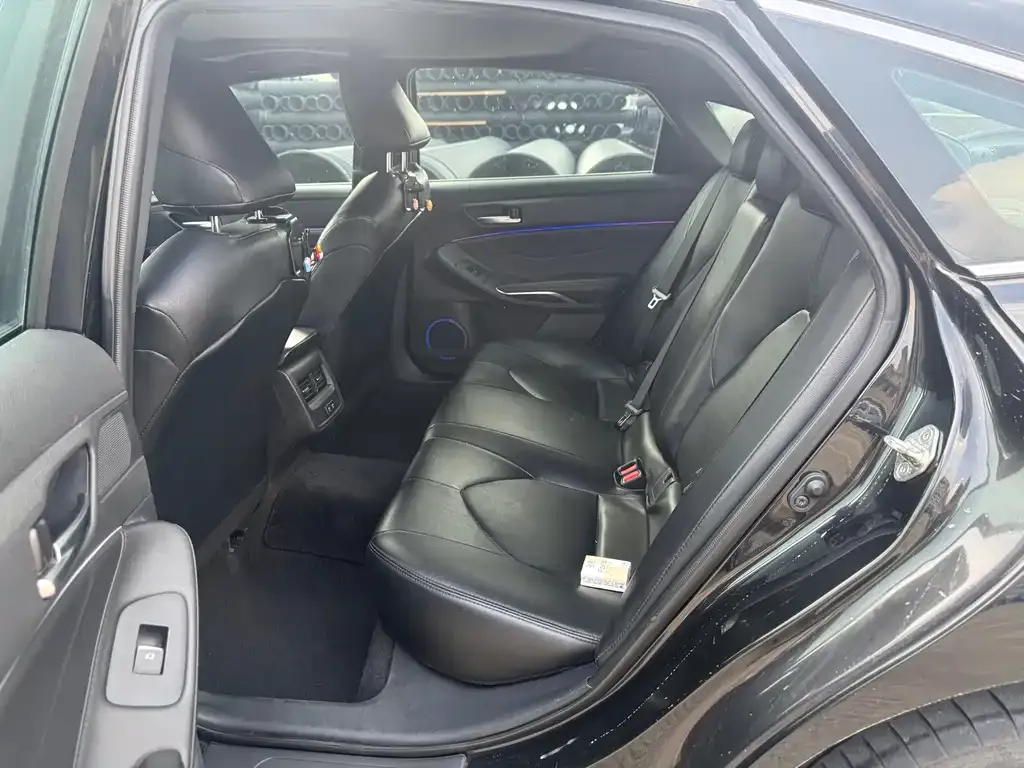 Toyota Avalon 2021 из CN, фото 8