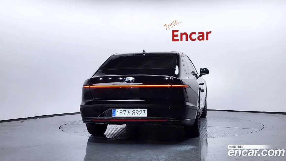 Hyundai Grandeur 2023 из KR, фото 4