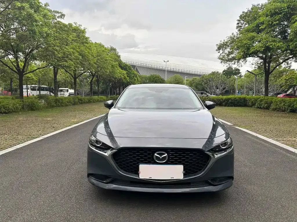 Mazda 3 Axela 2021 из CN, фото 2