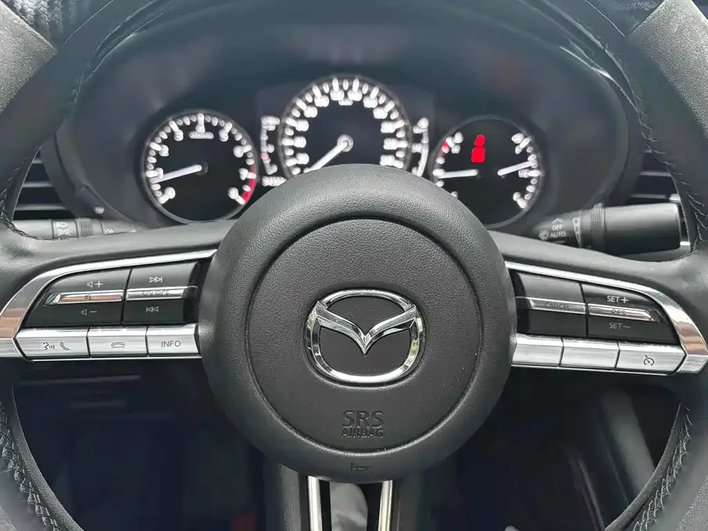 Mazda 3 Axela 2021 из CN, фото 6