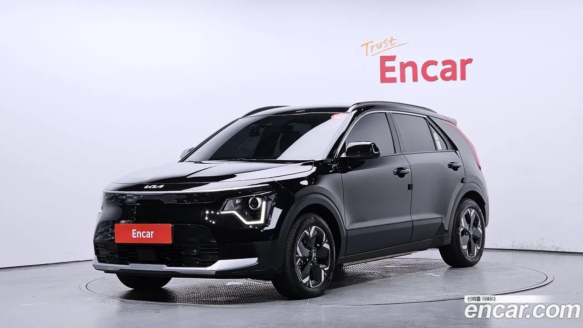 Kia Niro — фото 1