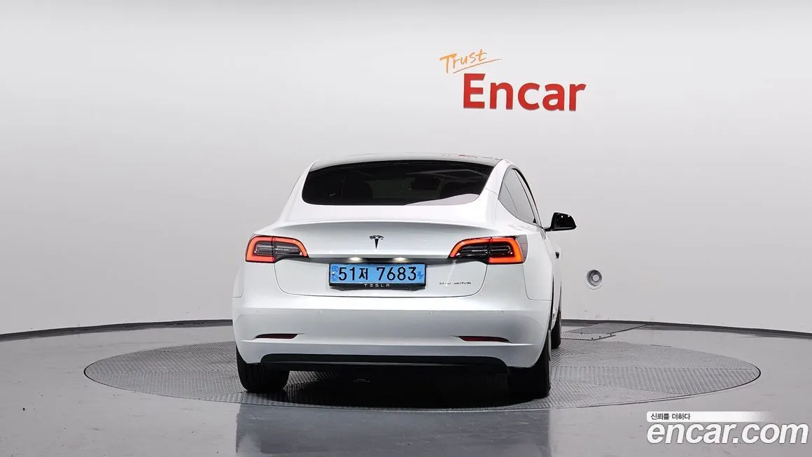 Tesla Model 3 2021 из KR, фото 4