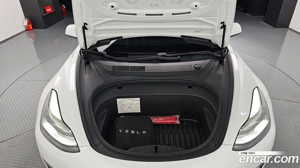 Tesla Model 3 2021 из KR, фото 6