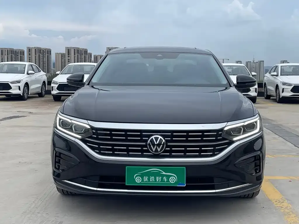 Volkswagen Passat 2022 из CN, фото 2