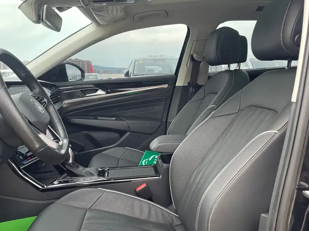 Volkswagen Passat 2022 из CN, фото 4