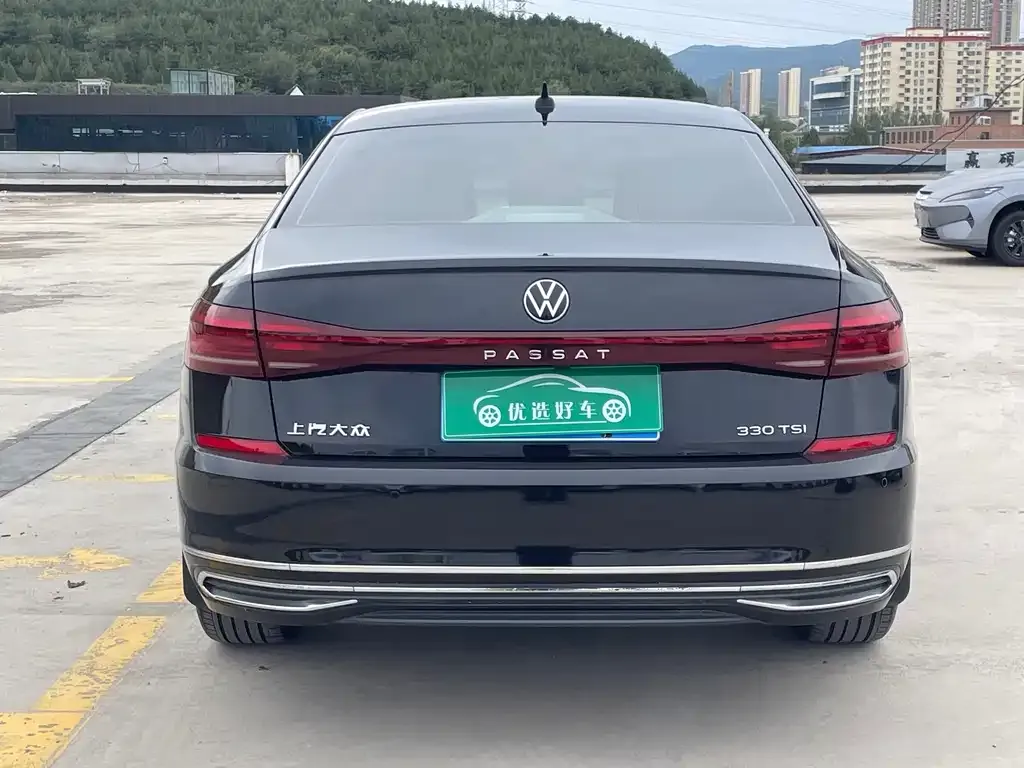 Volkswagen Passat 2022 из CN, фото 8