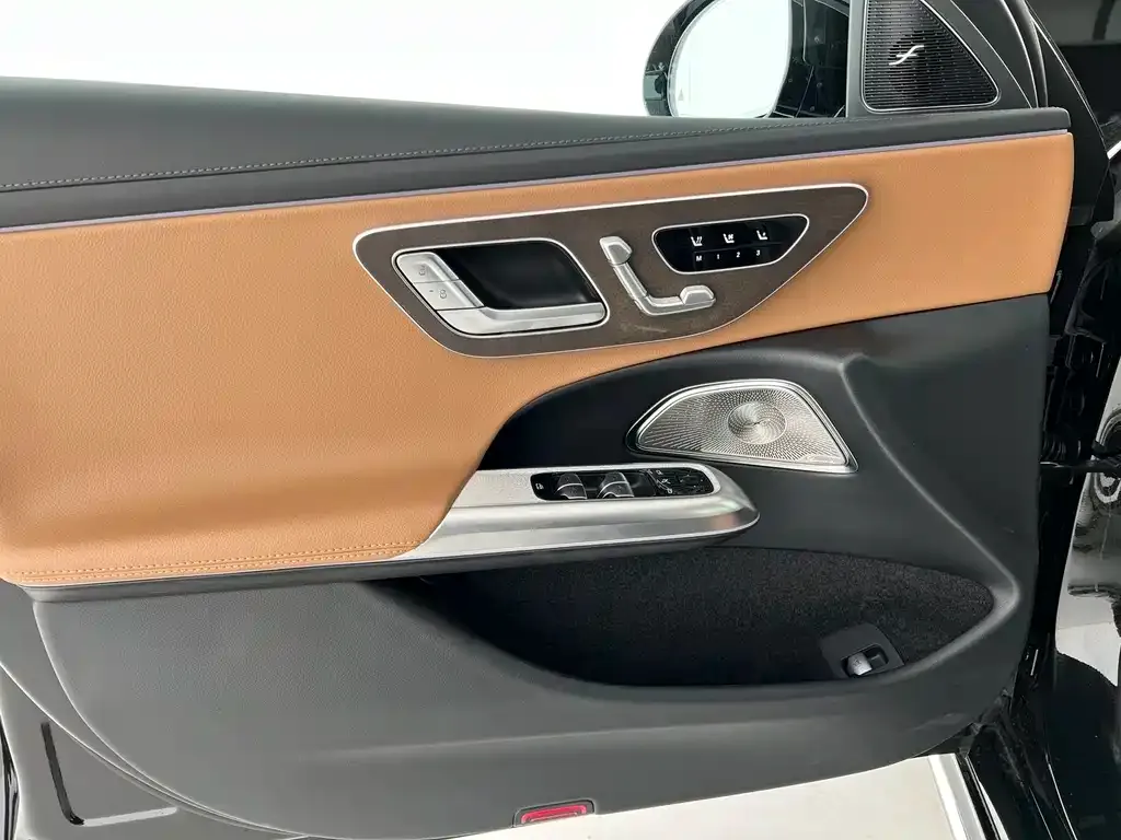 Mercedes-Benz E-Class 2025 из CN, фото 7