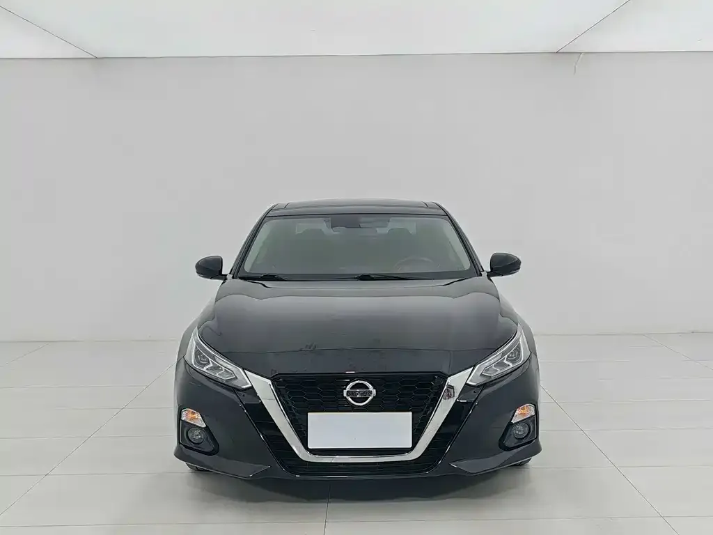 Nissan Teana 2022 из CN, фото 2