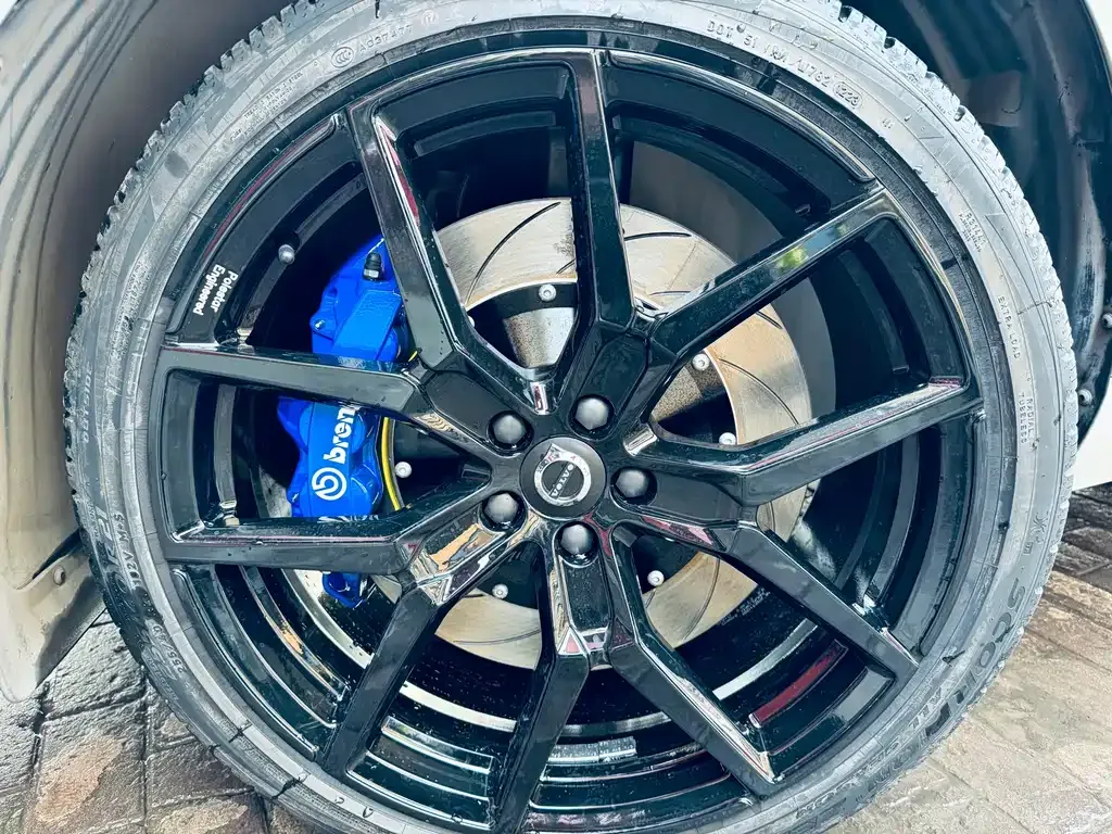 Volvo XC60 2022 из CN, фото 10