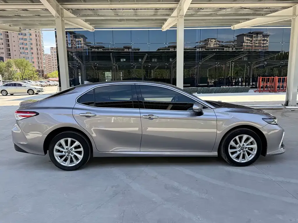 Toyota Camry 2022 из CN, фото 6