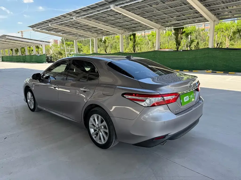 Toyota Camry 2022 из CN, фото 7