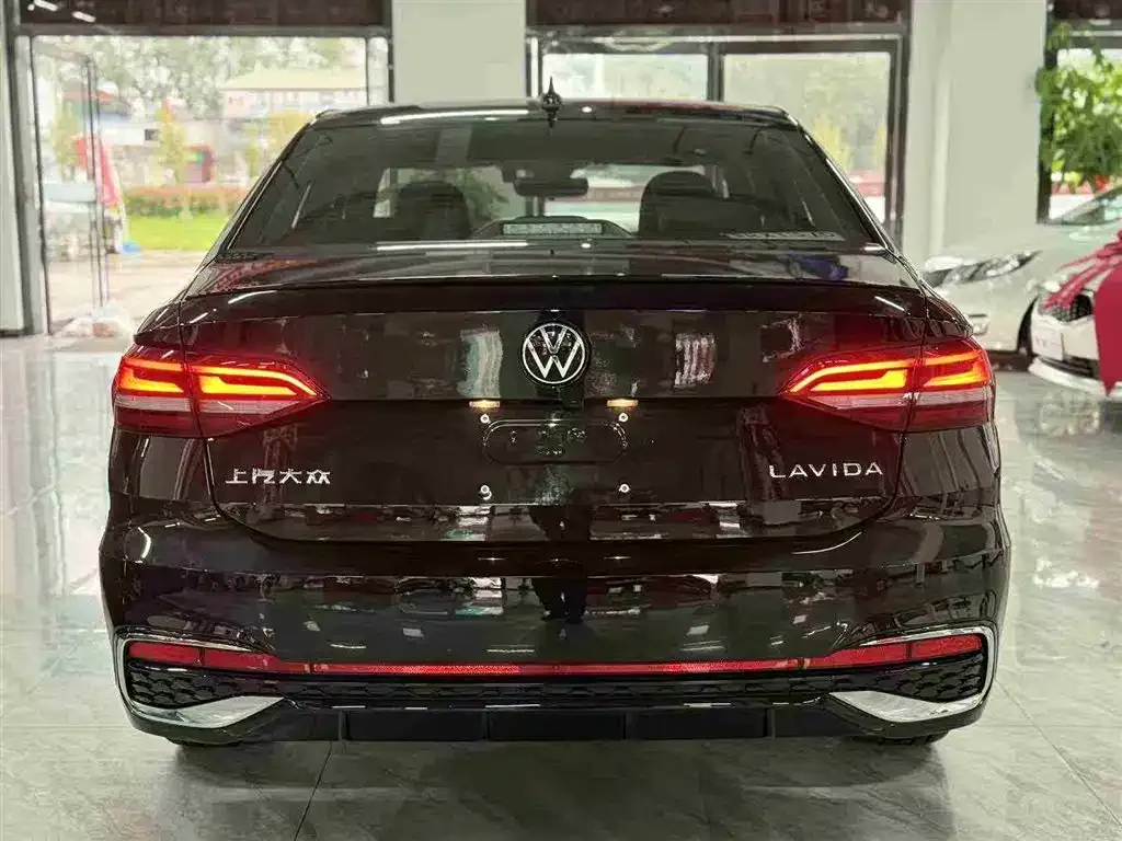 Volkswagen Lavida 2024 из CN, фото 3