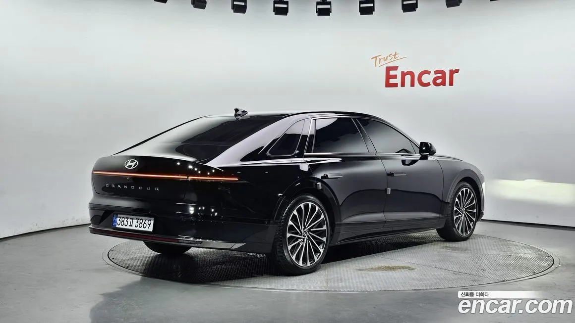 Hyundai Grandeur 2023 из KR, фото 2