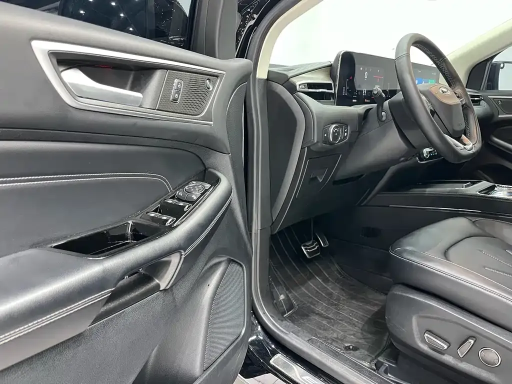 Ford Edge 2022 из CN, фото 8