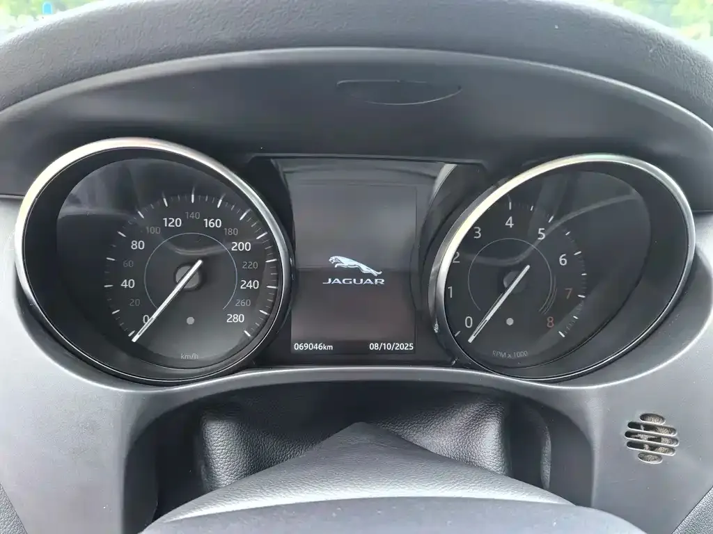 Jaguar F-PACE 2021 из CN, фото 5