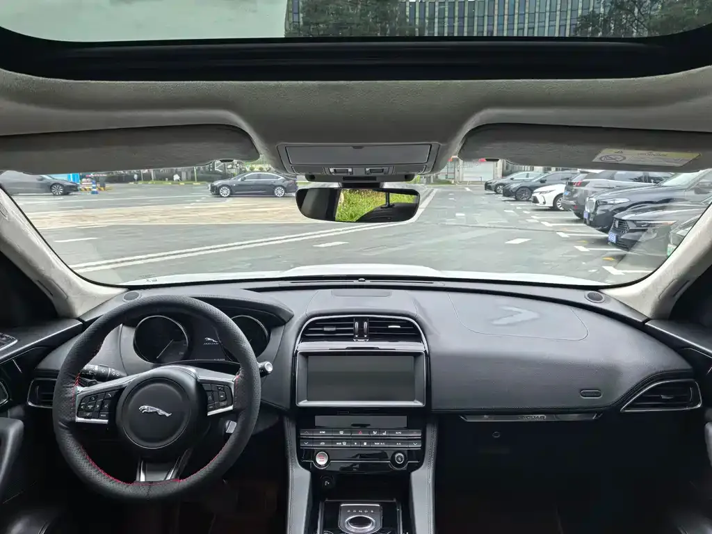 Jaguar F-PACE 2021 из CN, фото 7