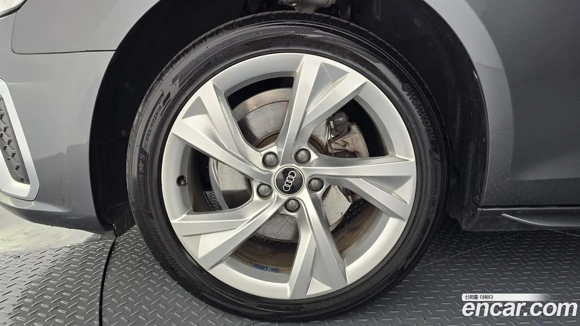Audi A4 2022 из KR, фото 5