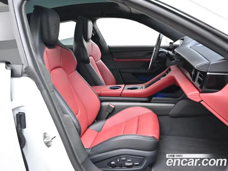 Porsche Taycan 2025 из KR, фото 10
