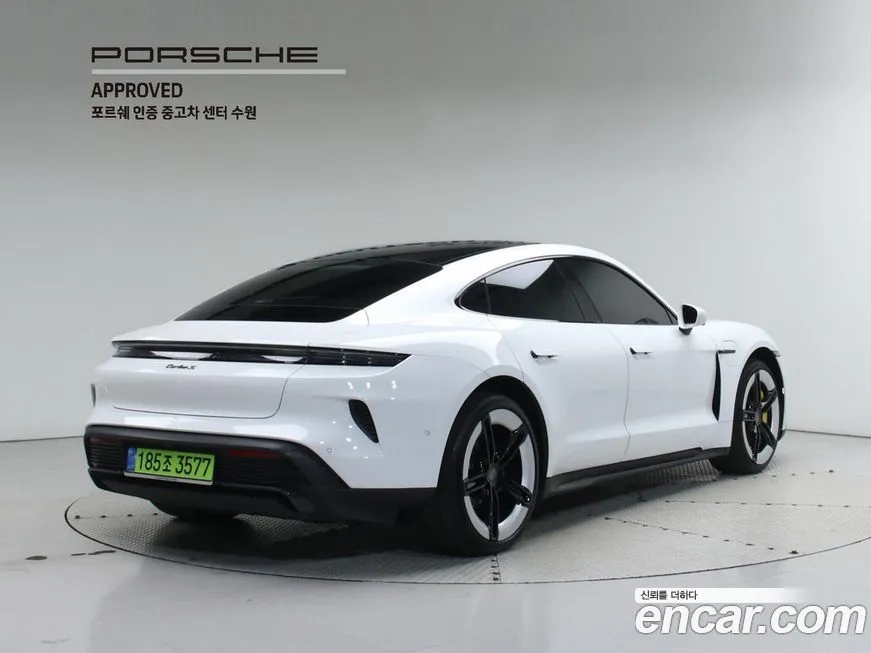 Porsche Taycan 2025 из KR, фото 2