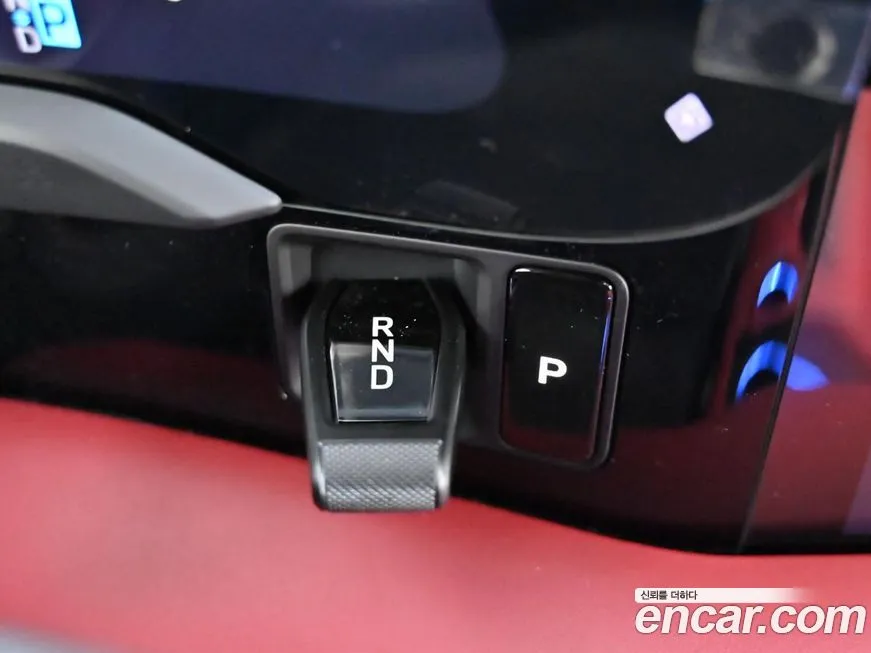 Porsche Taycan 2025 из KR, фото 9