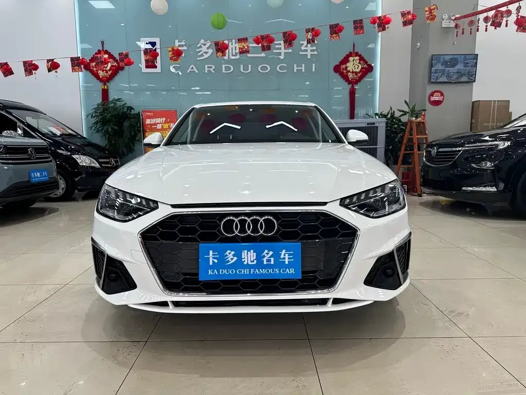 Audi A4L 2021 из CN, фото 3