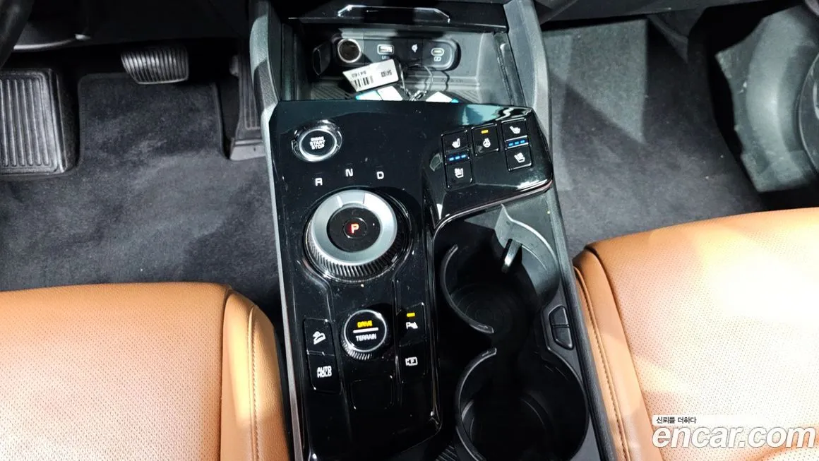 Kia Sportage — фото 9