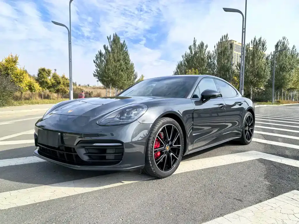 Porsche Panamera 2023 из CN, фото 1