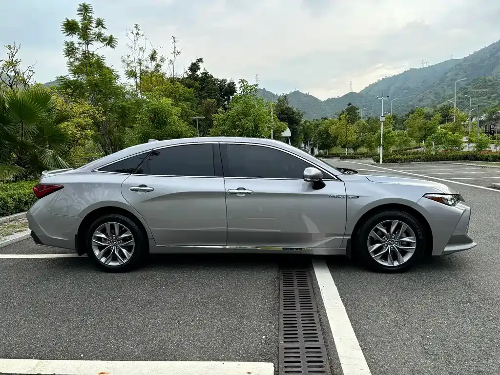 Toyota Avalon 2021 из CN, фото 7