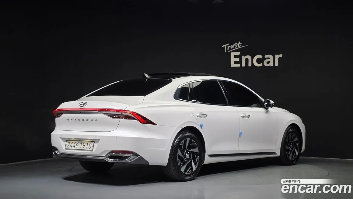 Hyundai Grandeur 2022 из KR, фото 2
