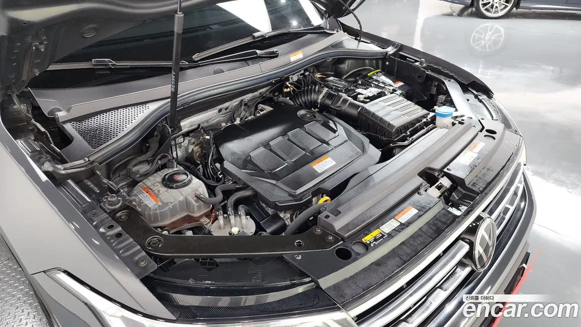 Volkswagen Tiguan 2023 из KR, фото 6
