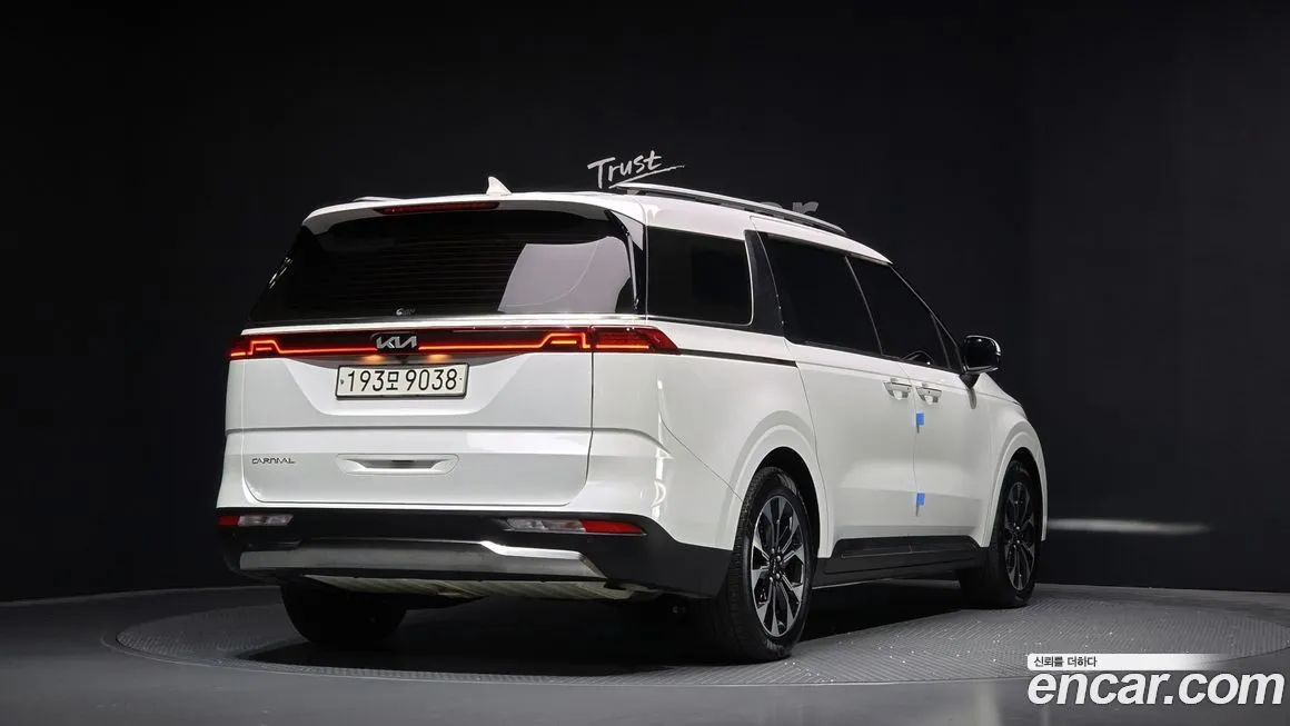 Kia Carnival 2023 из KR, фото 2