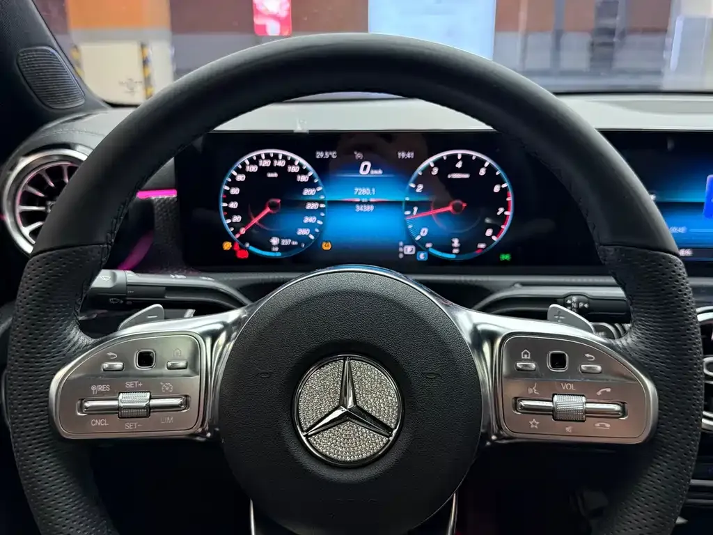 Mercedes-Benz A-Class 2022 из CN, фото 4