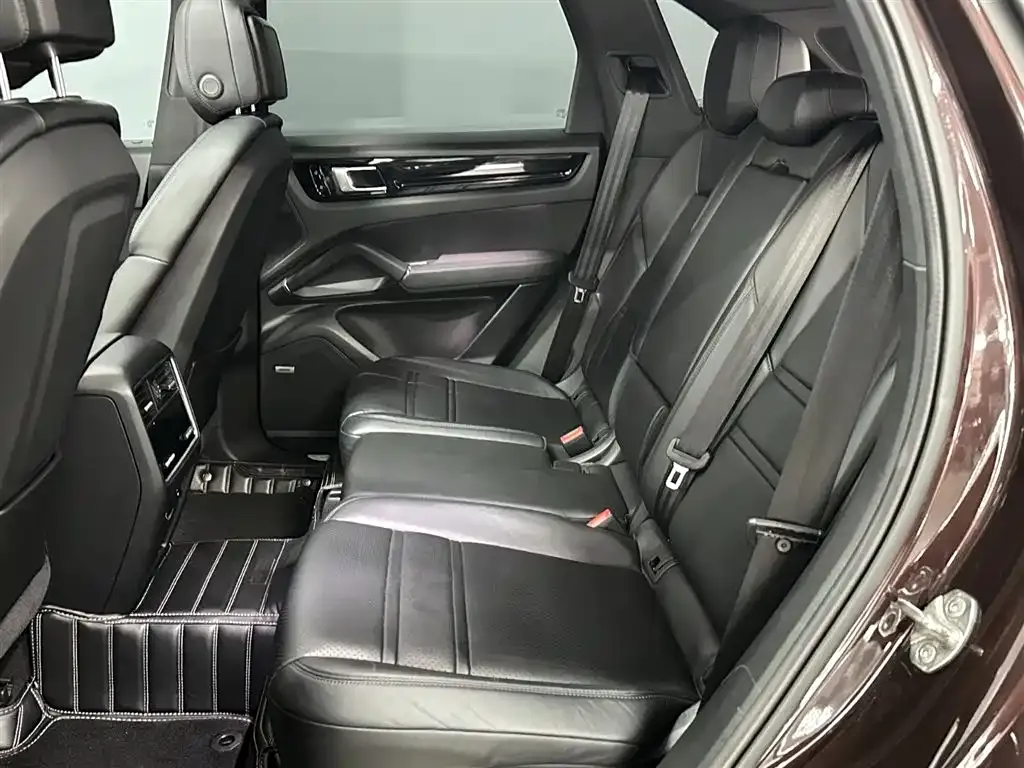 Porsche Cayenne Hybrid 2021 из CN, фото 8