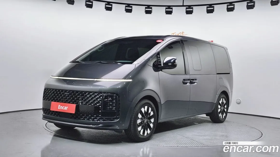 Hyundai Staria 2025 из KR, фото 1