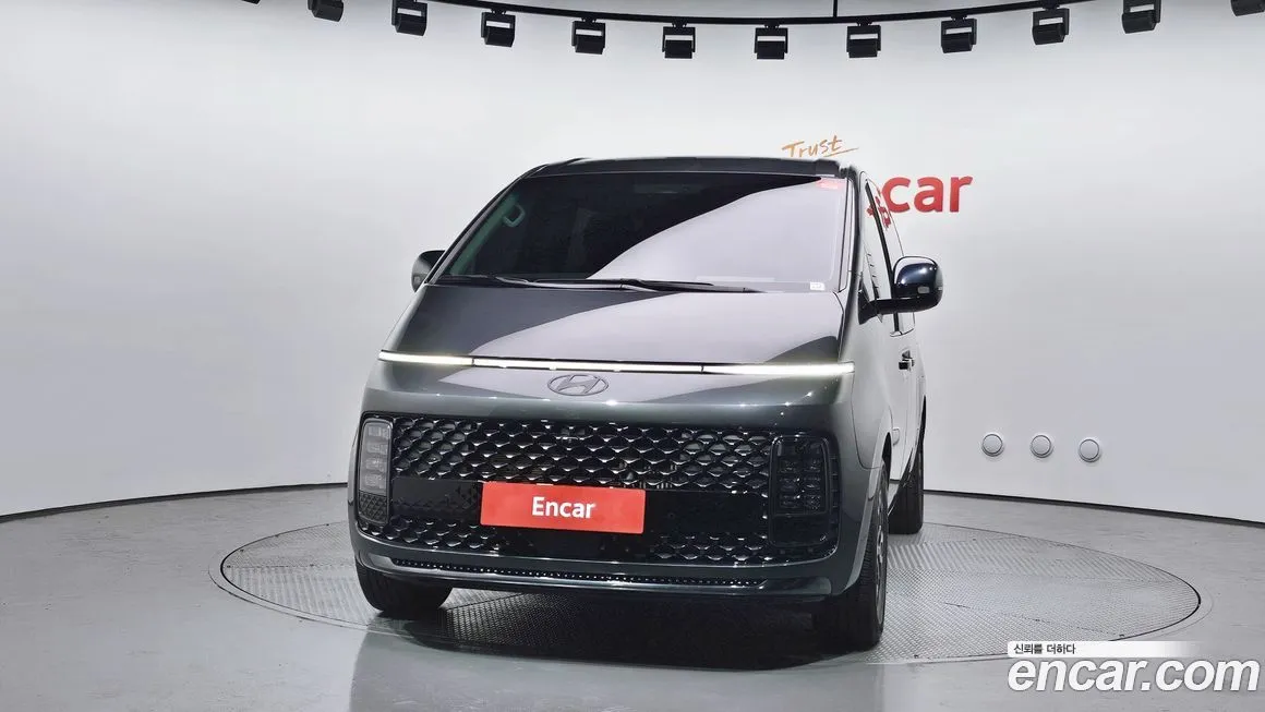 Hyundai Staria 2025 из KR, фото 3