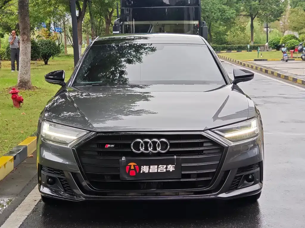 Audi S8 2021 из CN, фото 2