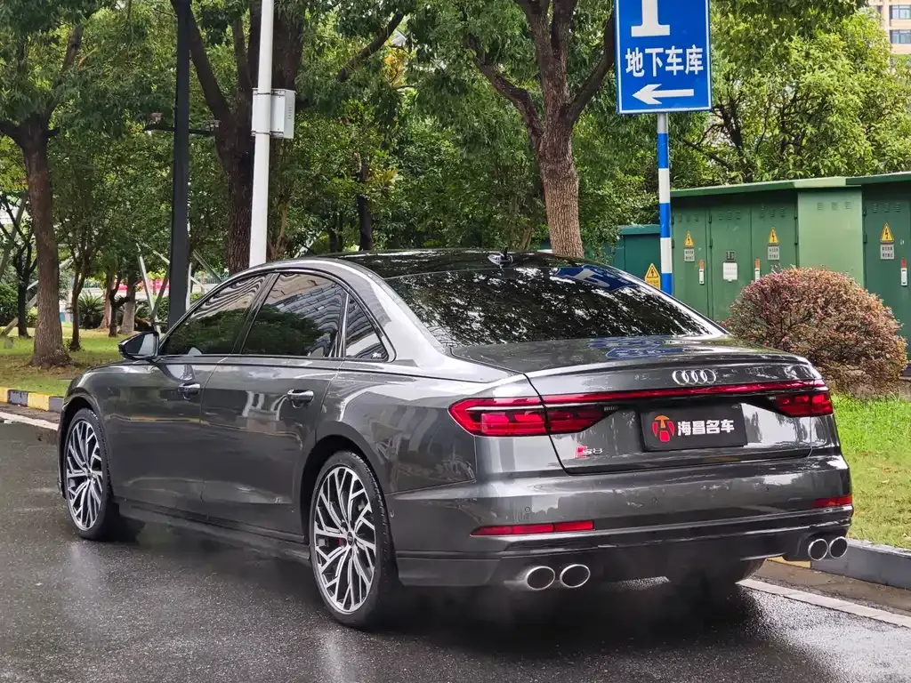 Audi S8 2021 из CN, фото 4