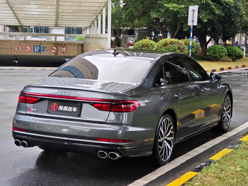 Audi S8 2021 из CN, фото 6