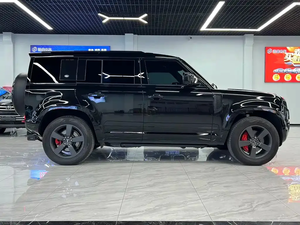 Land Rover Defender 2024 из CN, фото 3