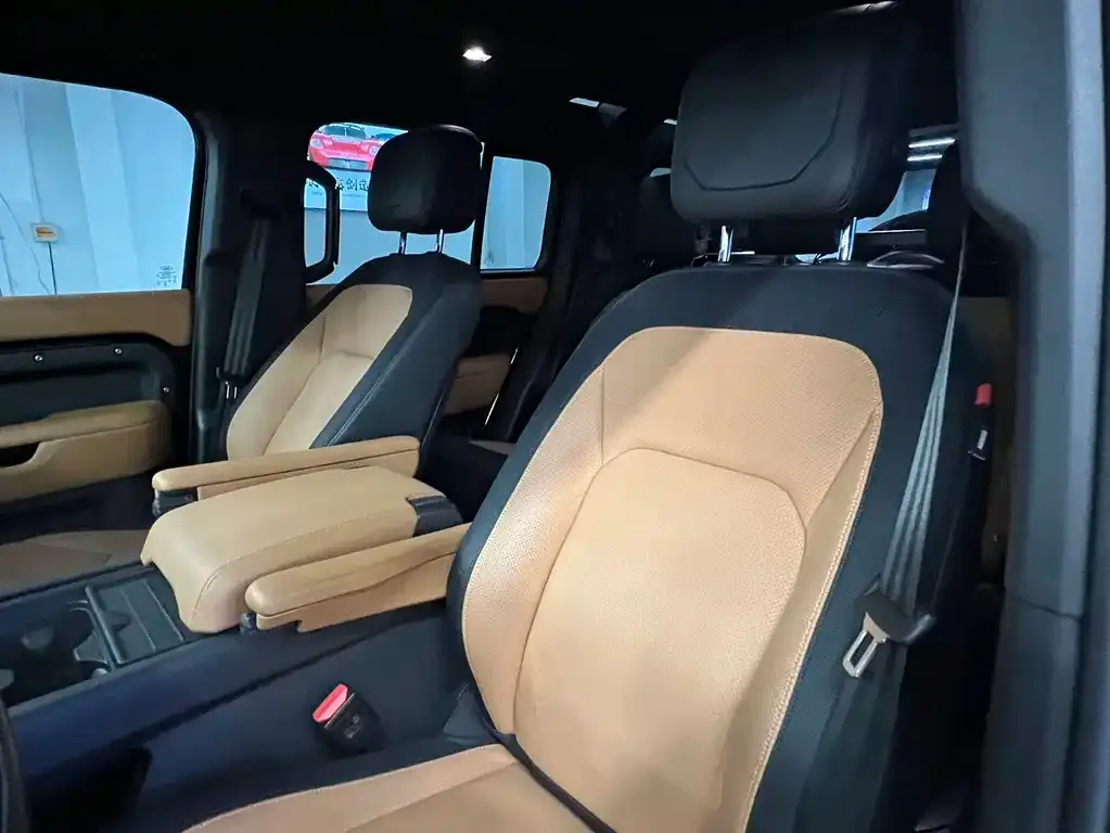 Land Rover Defender 2024 из CN, фото 7