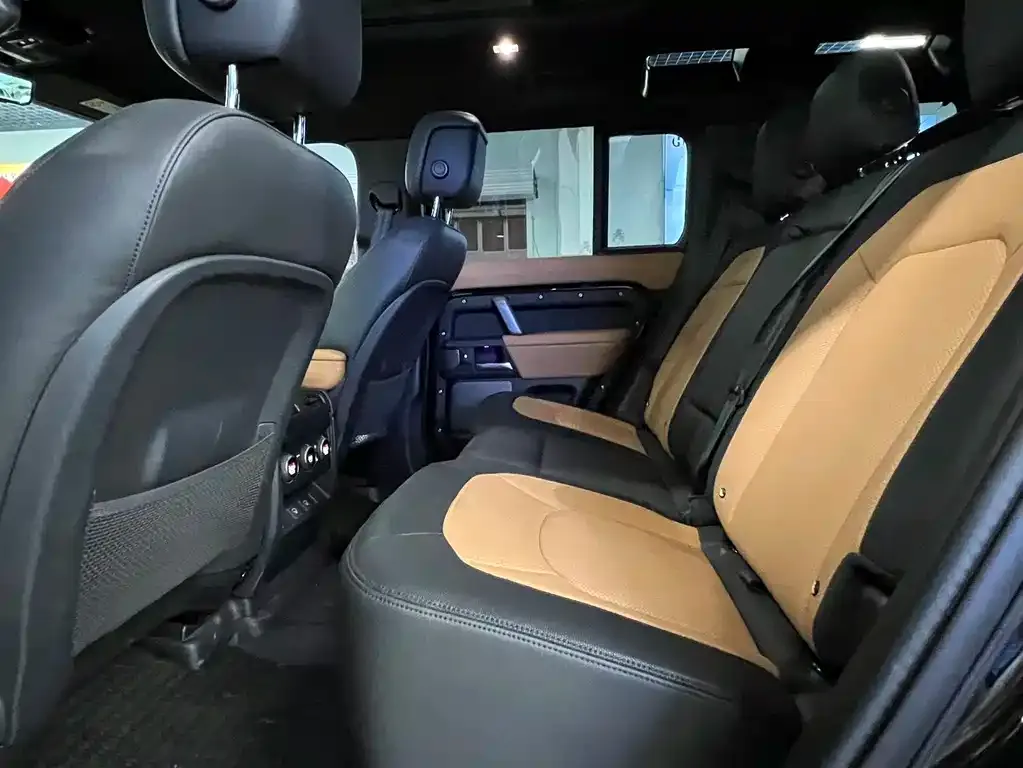 Land Rover Defender 2024 из CN, фото 8