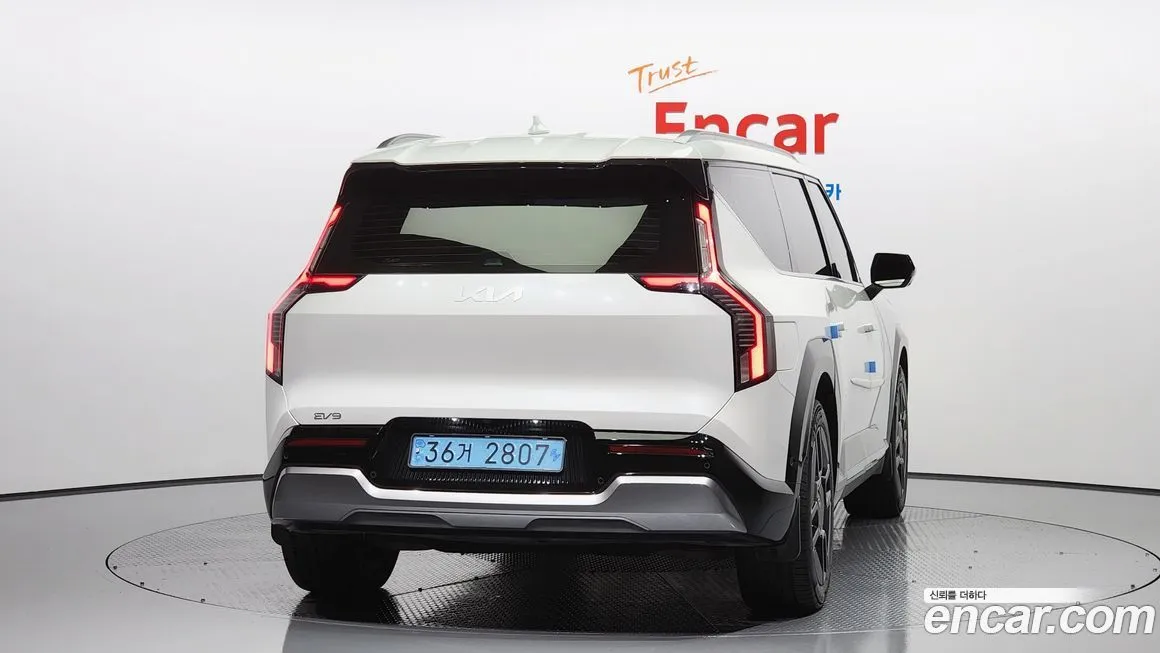 Kia EV9 2024 из KR, фото 4
