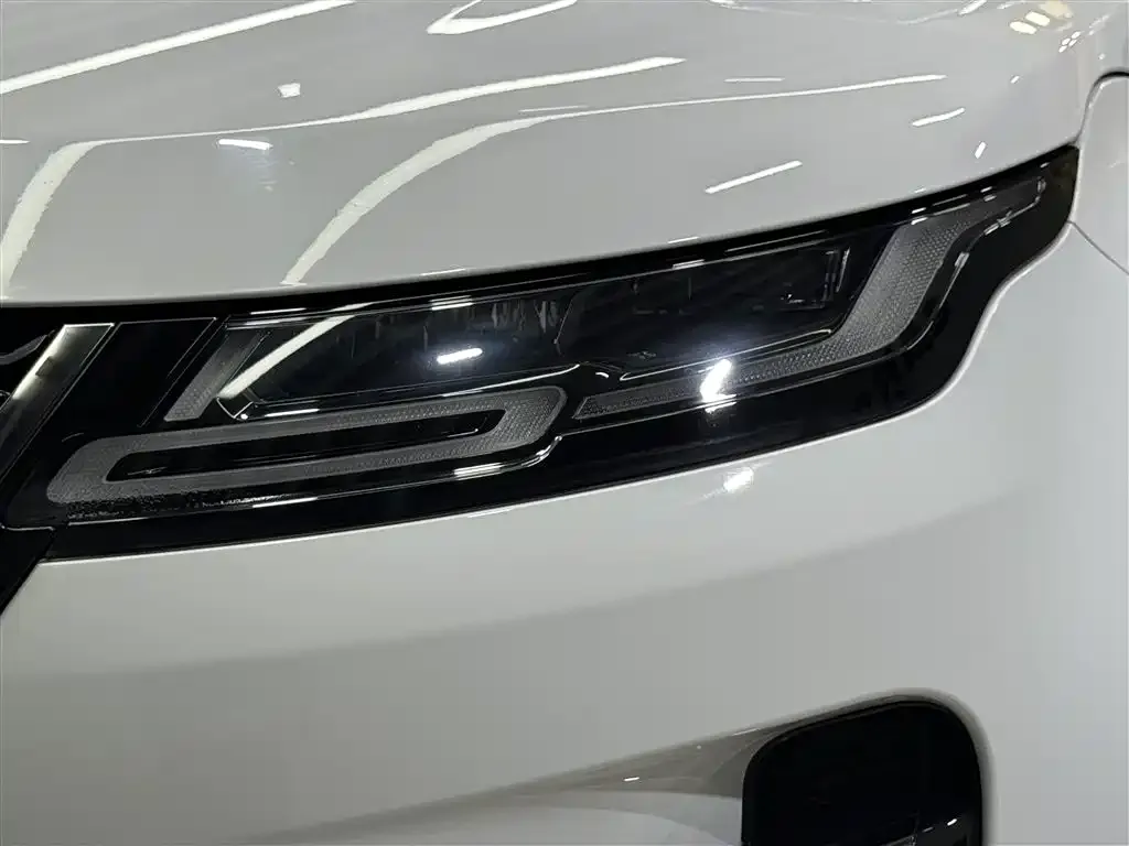 Land Rover Evoque 2023 из CN, фото 8